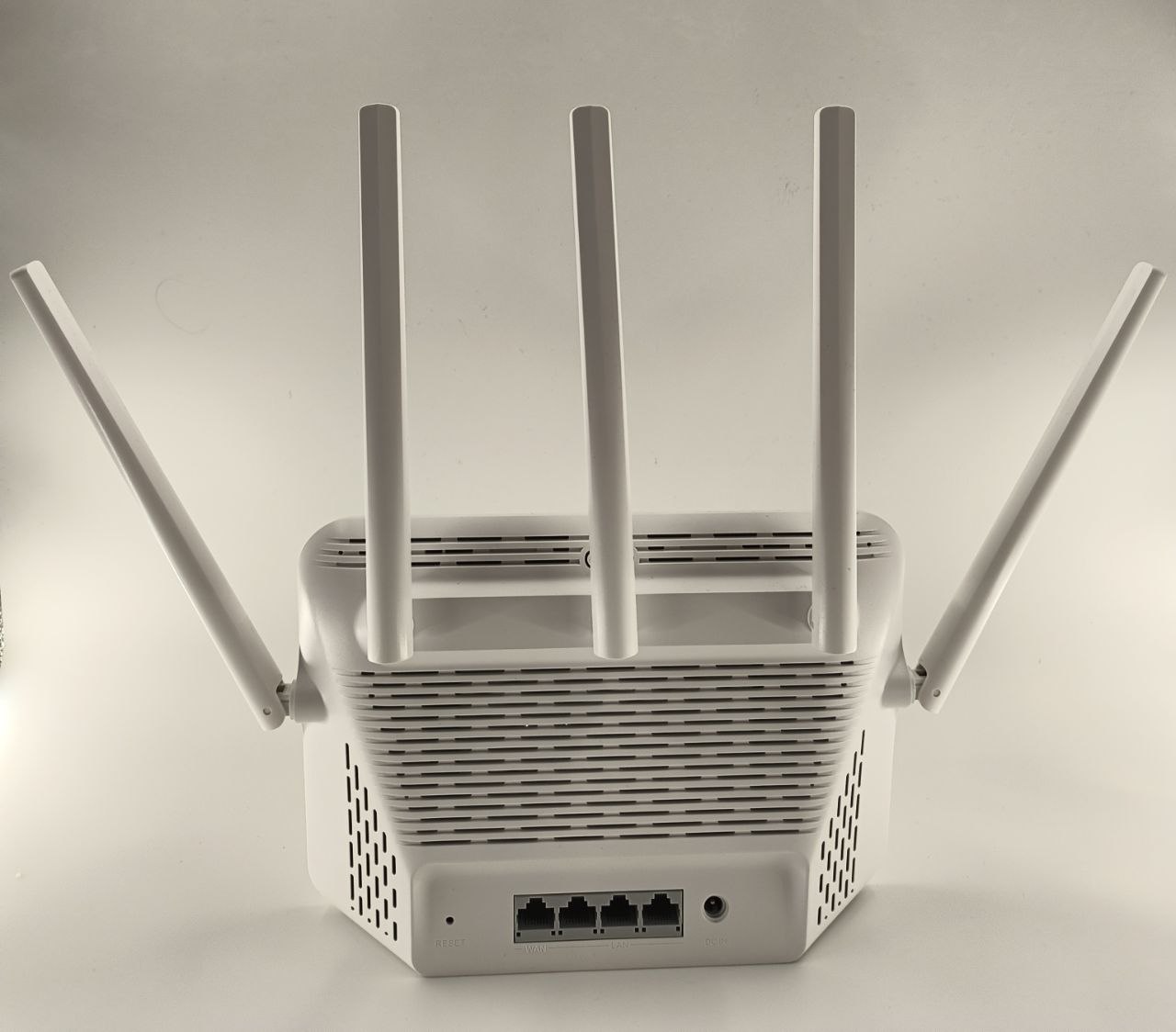 Роутер Qihoo 360T7 - изображение 2